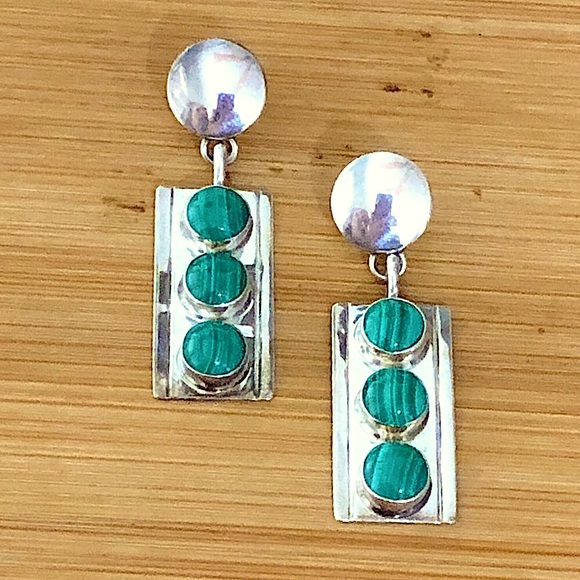 $82 Signed Navajo Estate Stud Earrings Sterling Marked D Sterling - Picture 3 of 6